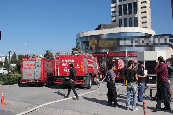 Kartal’da Saunada Çıkan Yangın İtfaiyeyi Alarma Geçirdi