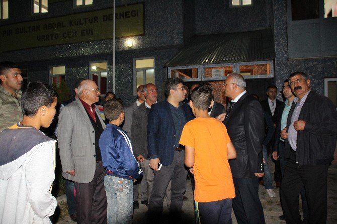 Varto Kaymakamı Mehmet Nuri Çetin, Cemevinde İftar Yemeği Verdi