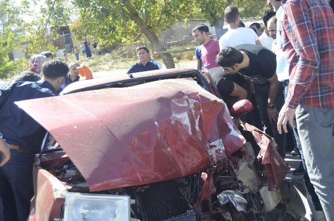 Kahta’da Trafik Kazası: 1 Ağır Yaralı