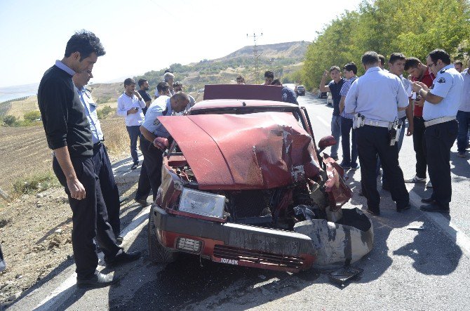 Kahta’da Trafik Kazası: 1 Ağır Yaralı