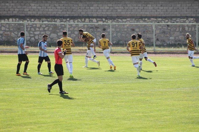 Bayburt Rahat Kazandı: 2-0