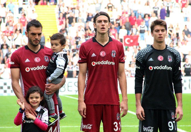 Beşiktaş, Hazırlık Maçında Medipol Başakşehir’i 2-1 Mağlup Etti