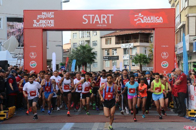 Uluslararası Darıca Yarı Maratonu’nda Zafer Kenyalı Atletin Oldu