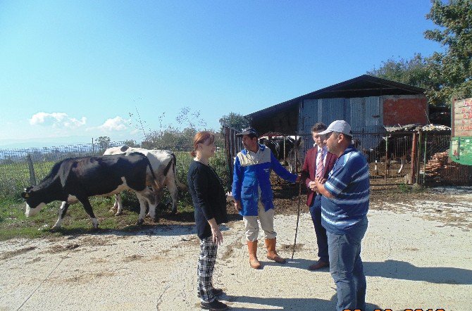 İzmit’te Köy Ziyaretleri Sürüyor