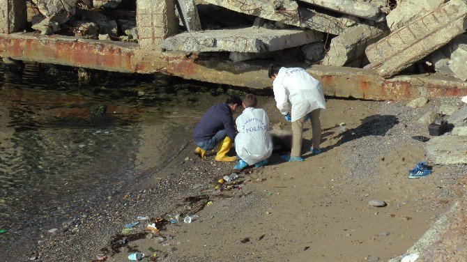 Kartal Sahilde Ceset Bulundu