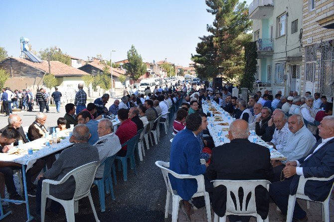 Seyyid Ahmed Turan Hoca Efendi İçin Mevlit Okutuldu