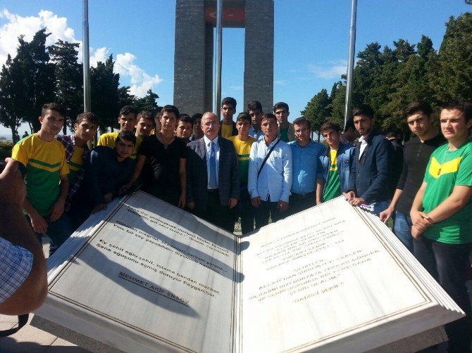 Şanlıurfalı Lise Öğrencilerinden Çanakkale’de Anlamlı Mesaj