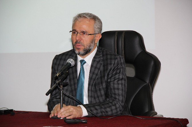 İl Müftüsü Şahin ‘Cami Ve Kitap’ Konulu Konferans Verdi