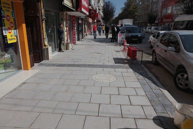 Ankara Caddesi’nde Çalışmalar Bitiyor