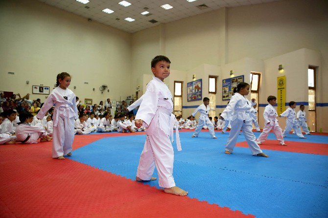 Buca’nın Demir Yumruklarından Kıyasıya Mücadele