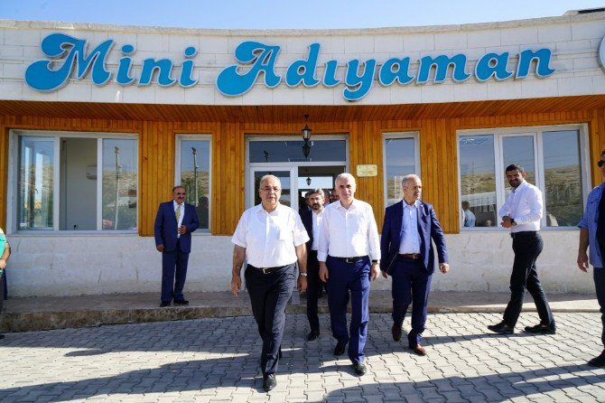 Ak Parti Genel Başkan Yardımcısı Kaya, Belediyenin Çalışmalarını İnceledi