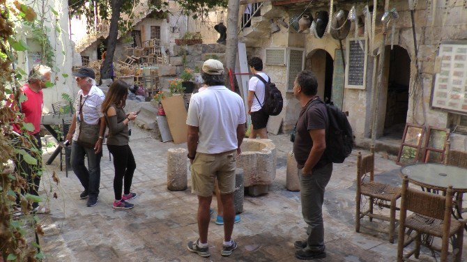 Turistler Müzelerin Pazartesi Günleri Kapatılmasına Tepki Gösterdi