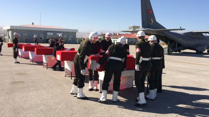 Şemdinli Şehitleri Uğurlanıyor