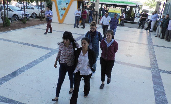 Hdp Şanlıurfa İl Eş Başkanı Adliyeye Sevk Edildi