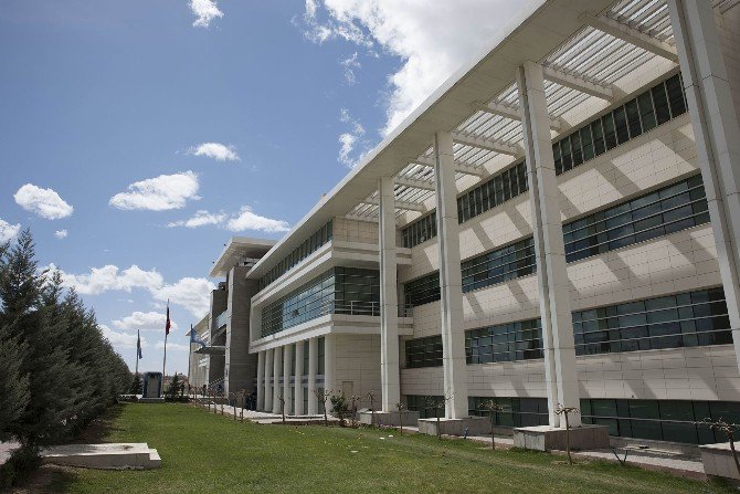 Kto Karatay Üniversitesi Öğrencilerine Tübitak’tan Davet