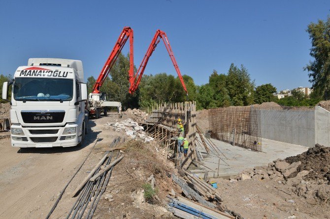 Başkan Böcek, Köprü Startını Verdi