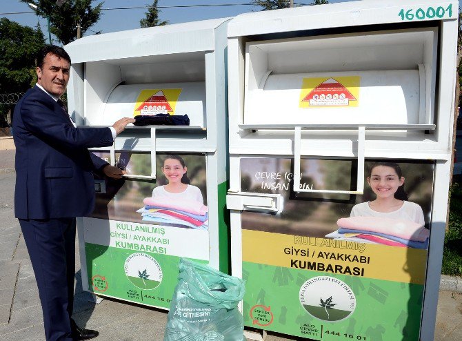 Giysi Kumbaraları Mutluluk Dağıtıyor