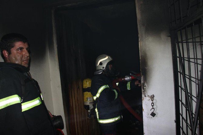Şanlıurfa’da Evde Çıkan Yangın Korkuttu