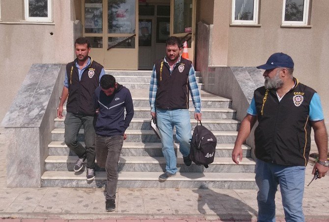 Dolandırıcı Suçüstü Yakalandı