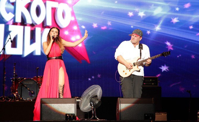 Anna Sedokova Ve Gradusy Expo 2016 Antalya’da Konser Verdi