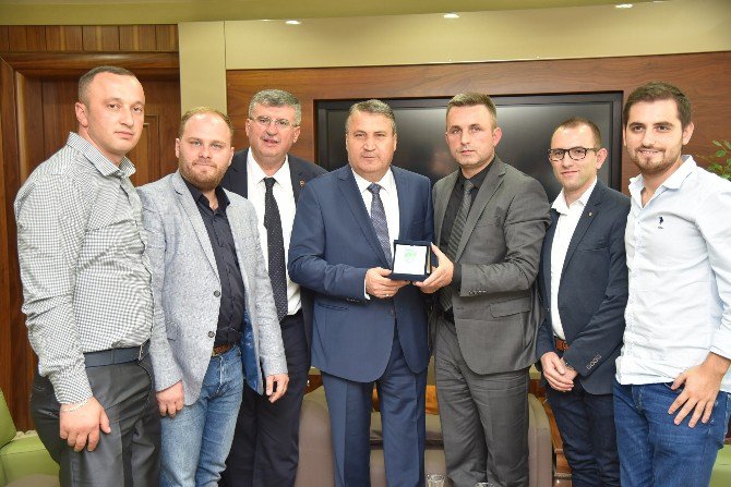 Başkan Çerçi Makedon Heyeti Ağırladı