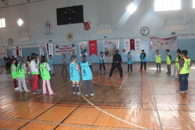 Ağrı’da Amatör Spor Haftası Etkinleri Başladı