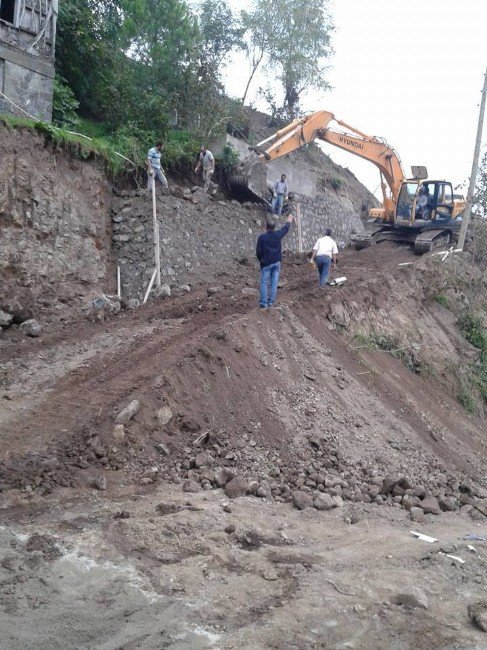 Tepebaşı Mahallesinin Yol Sorunu Çözülüyor