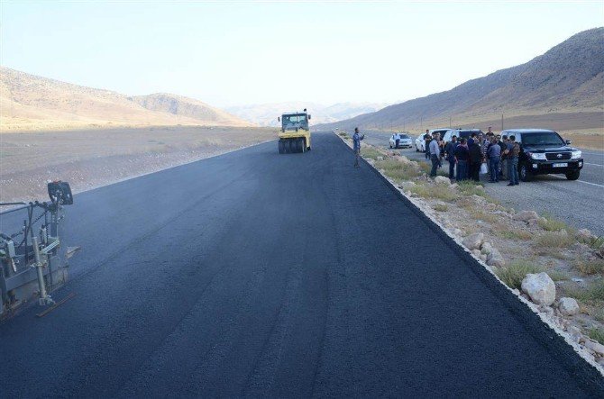 Vali Deniz, Duble Yol Çalışmalarını Yerinde İnceledi