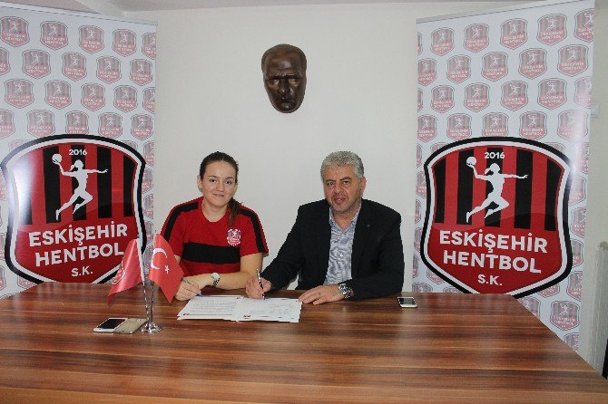 Eskişehir Hentbol Transferde Hız Kesmiyor