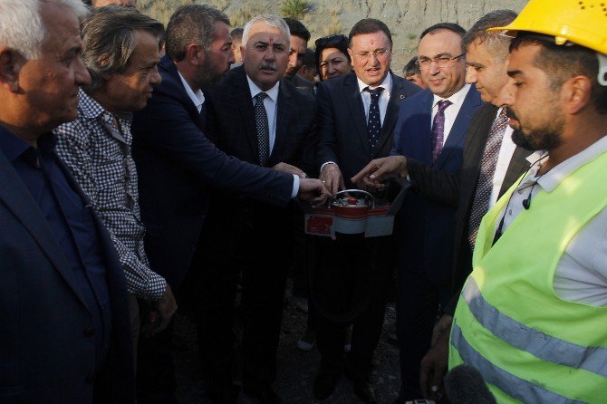 Dörtyol’da Yeni Mezbahanın Temeli Törenle Atıldı