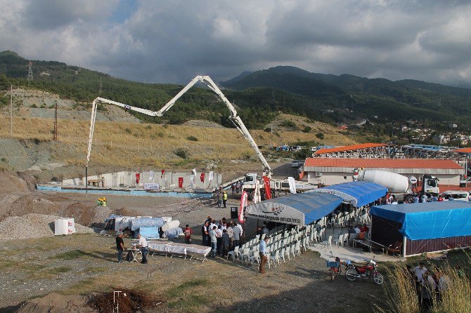 Dörtyol’da Yeni Mezbahanın Temeli Törenle Atıldı