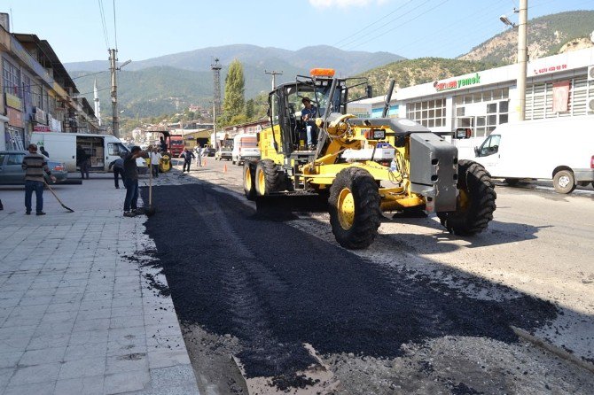 Karabük’te Asfalt Çalışmaları Devam Ediyor