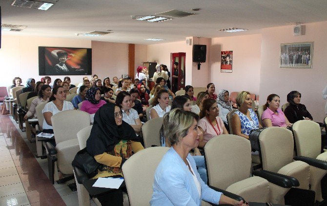 Mersin’de Normal Doğuma Yönelik Eğitim Semineri