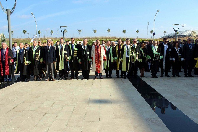 Nkü’de Akademik Açılış Töreni Düzenlendi