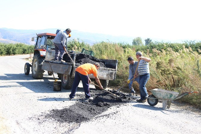 Selçuk’te Mahallerdeki Sorunlara Ekipli Çözüm