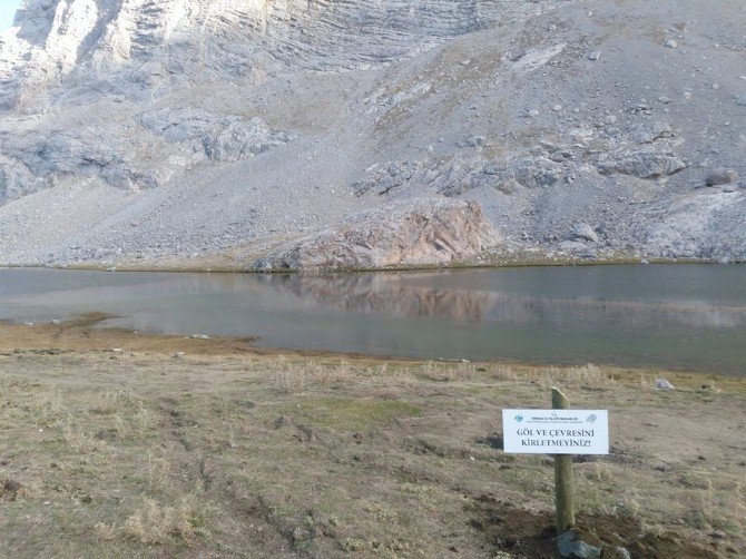 Karagöl Ve Çinili Göl Havzalarına Yönlendirme Tabelası Çalışması