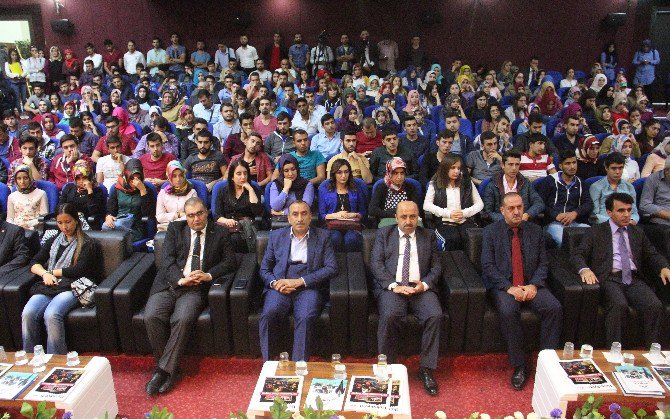 Elazığ’da İslam Tarihi Sohbetleri Konferansı Düzenlendi