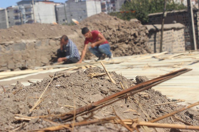 Güneydoğu’da Toprak Çatılı Evlerin Sayısı Azalıyor