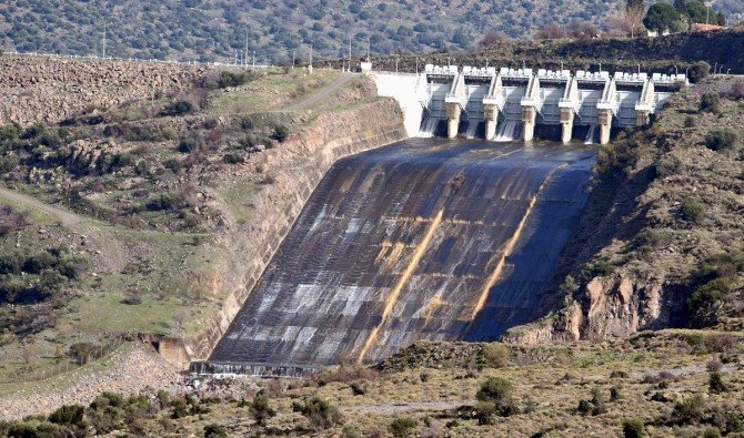 Güzelhisar Barajında Su Seviyesi Yüzde 20 Azaldı