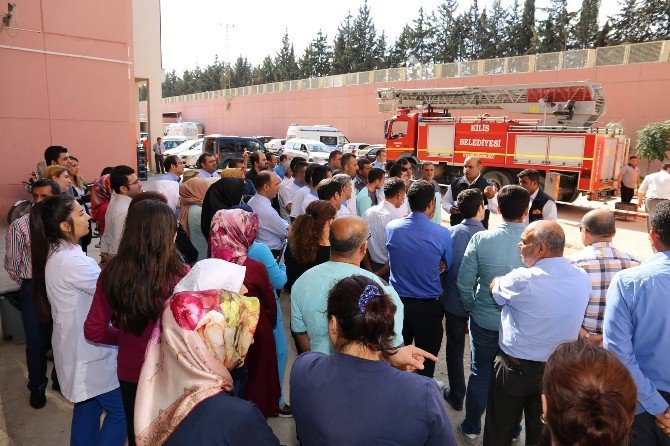 Hastane Çalışanlarına Uygulamalı Yangın Tatbikatı