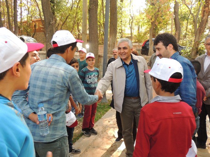 Öğrenciler Emniyetin Pikniğinde Buluştu