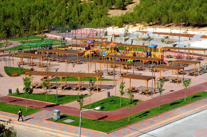 Şehitkamil’den Önemli Park-otopark Yatırımları