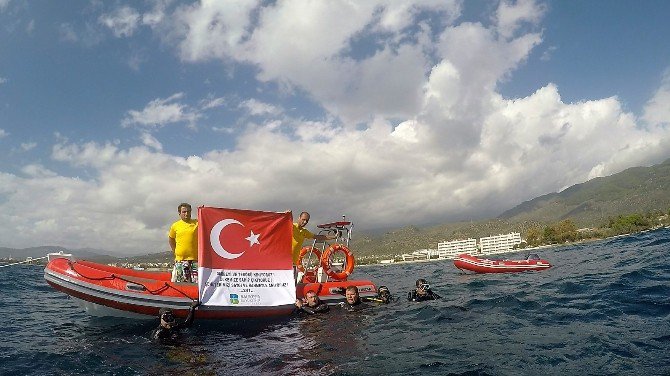 Engelli Rekortmen Dalgıç 15 Temmuz İçin 15 Metreye Dalış Yaptı