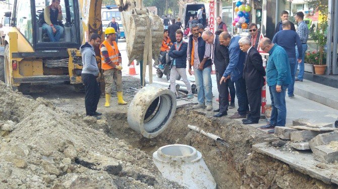 Teski Çorlu Kumyol Caddesinde Son Rögar Kapağını Koydu