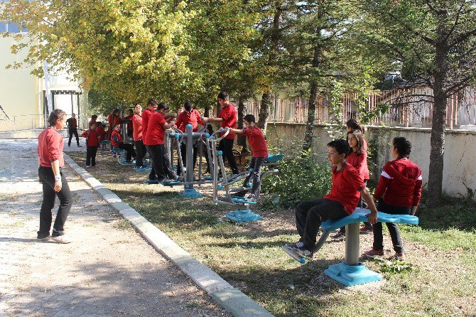 Elmalı Tekke İlkokulu Öğrencileri Sporla Buluştu