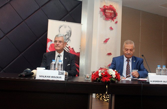Eski Ab Bakanı Bozkır, Antalya’da İş Adamlarıyla Buluştu