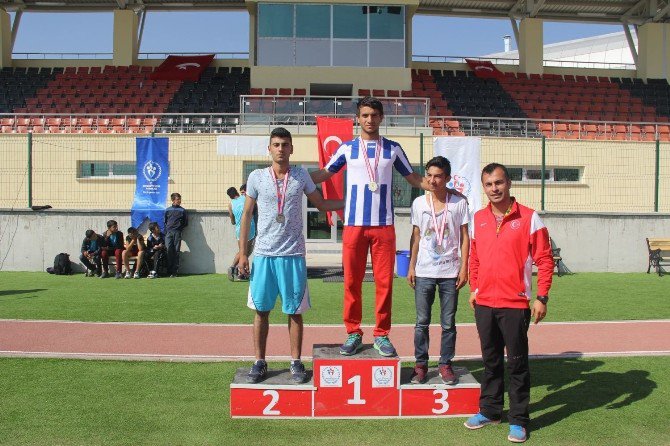 Erzincan’da “Amatör Spor Haftası" Atletizm Yarışmaları