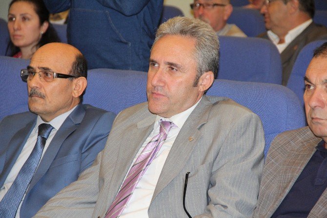 Adliyede Muhtarlara Arabuluculuk Semineri Verildi