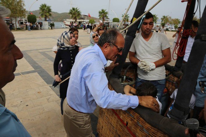 Ölüdeniz Hava Oyunları Turizm Bölgelerine Renk Katıyor