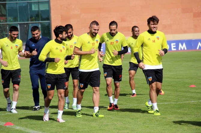 Kayserispor, Beşiktaş’a Bileniyor